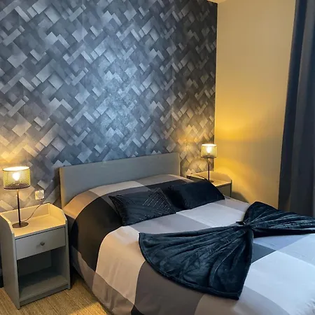 Grand Hyper Centre *