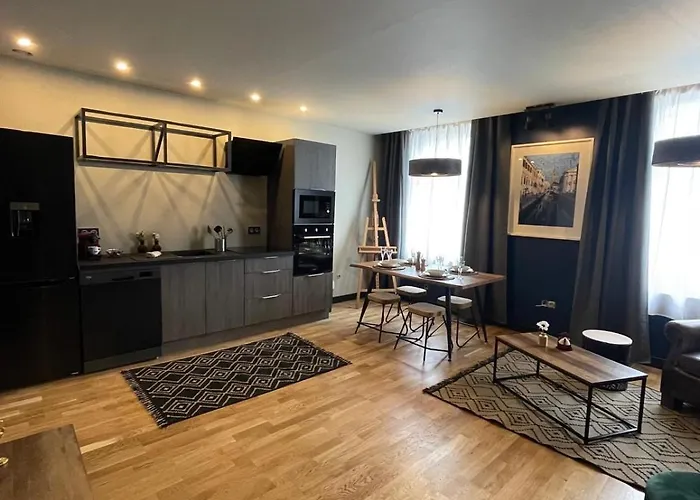 Апартаменты Grand Hyper Centre Ланс